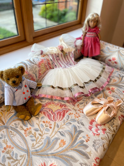 CHARLOTTE AND BURLINGTON BALLERINA THEMED PARTY