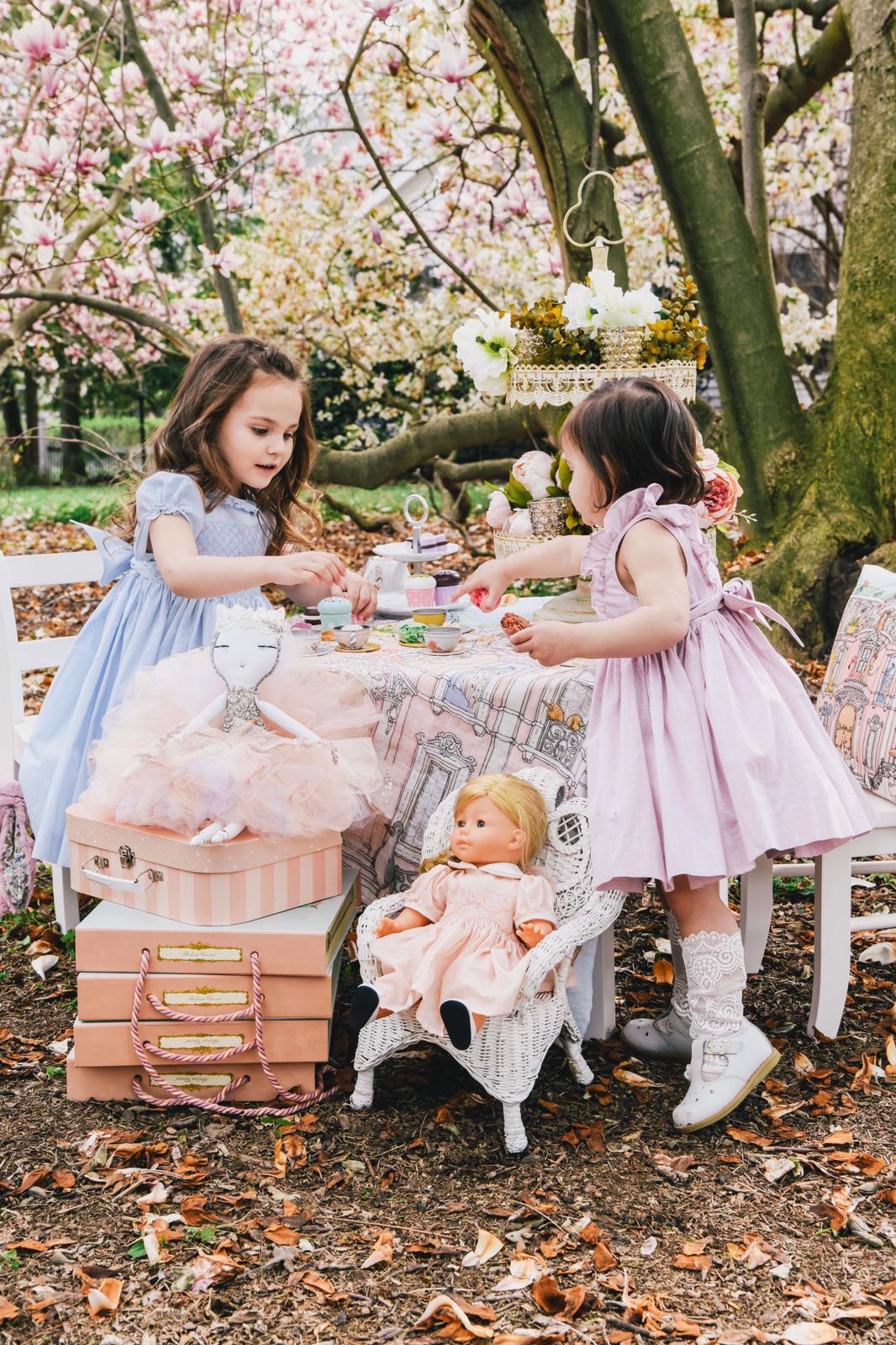 Charlotte sy Dimby classic timeless traditional smocked dresses for babies and girls handmade French style children clothing paris boutique twirling princess dress tea party birthday doll