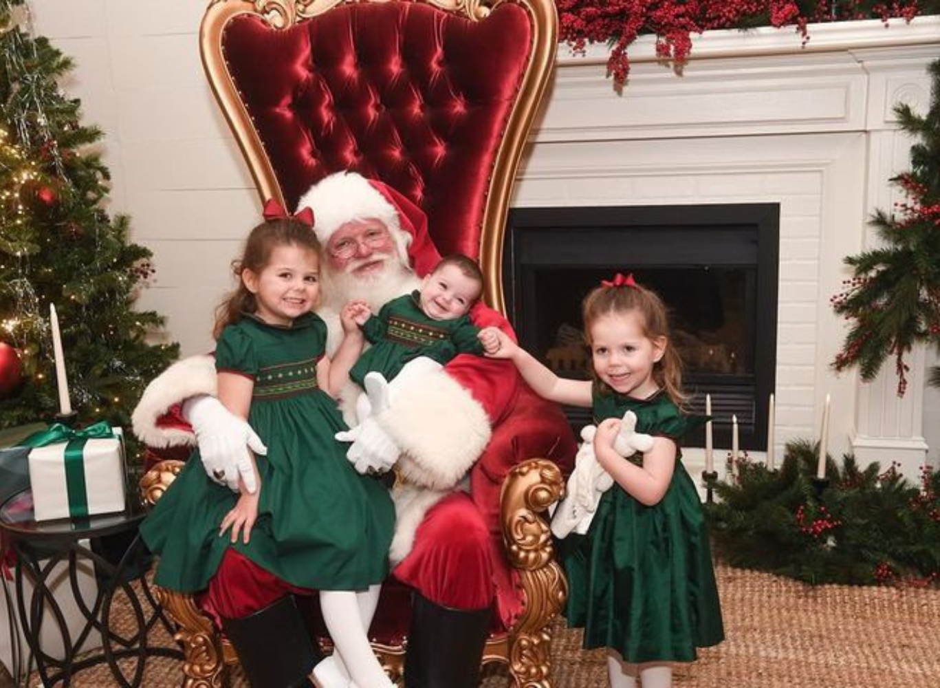 Charlotte sy Dimby classic timeless traditional smocked dresses for babies and girls handmade French style children clothing paris boutique twirling princess dress elegant portrait dress christmas photoshoot photography outfit matching siblings dress and bubble